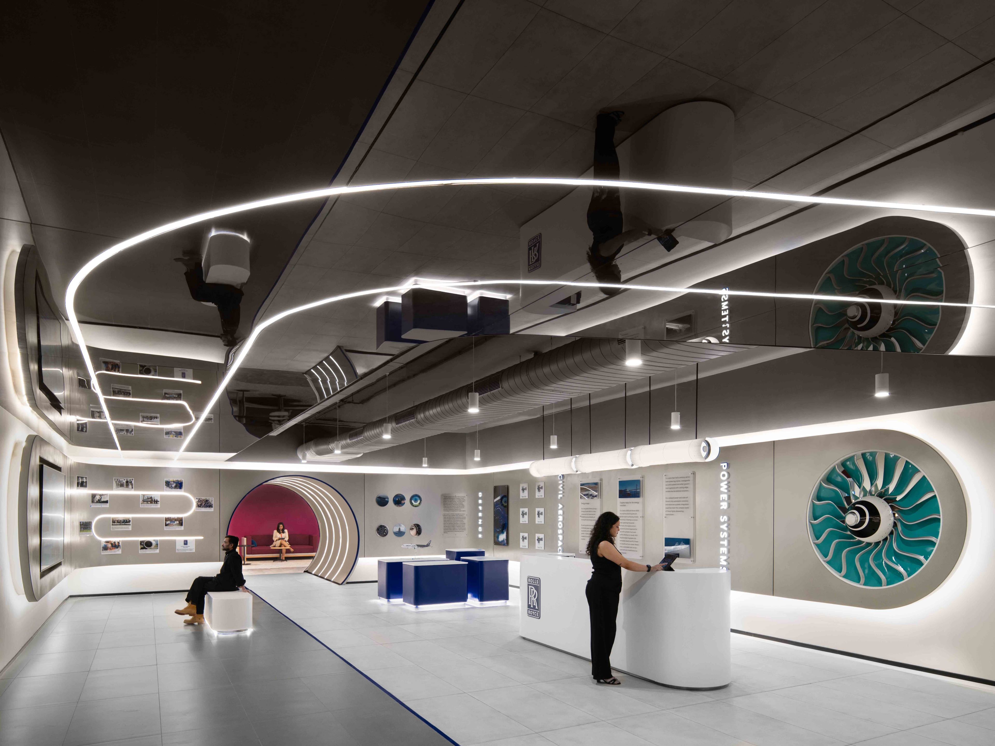 main/case-studies/rolls-royce-bangalore/rolls-royce-gcc-innovation-hub.jpg